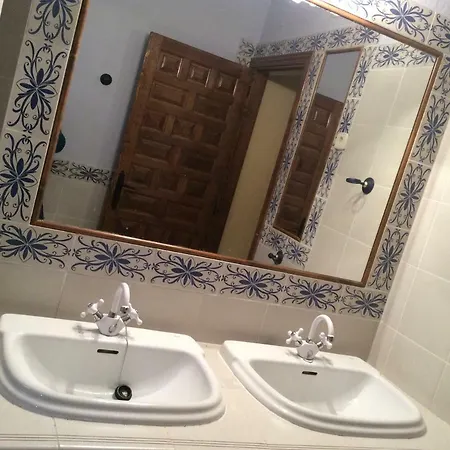 Casa Lola Bed & Breakfast *